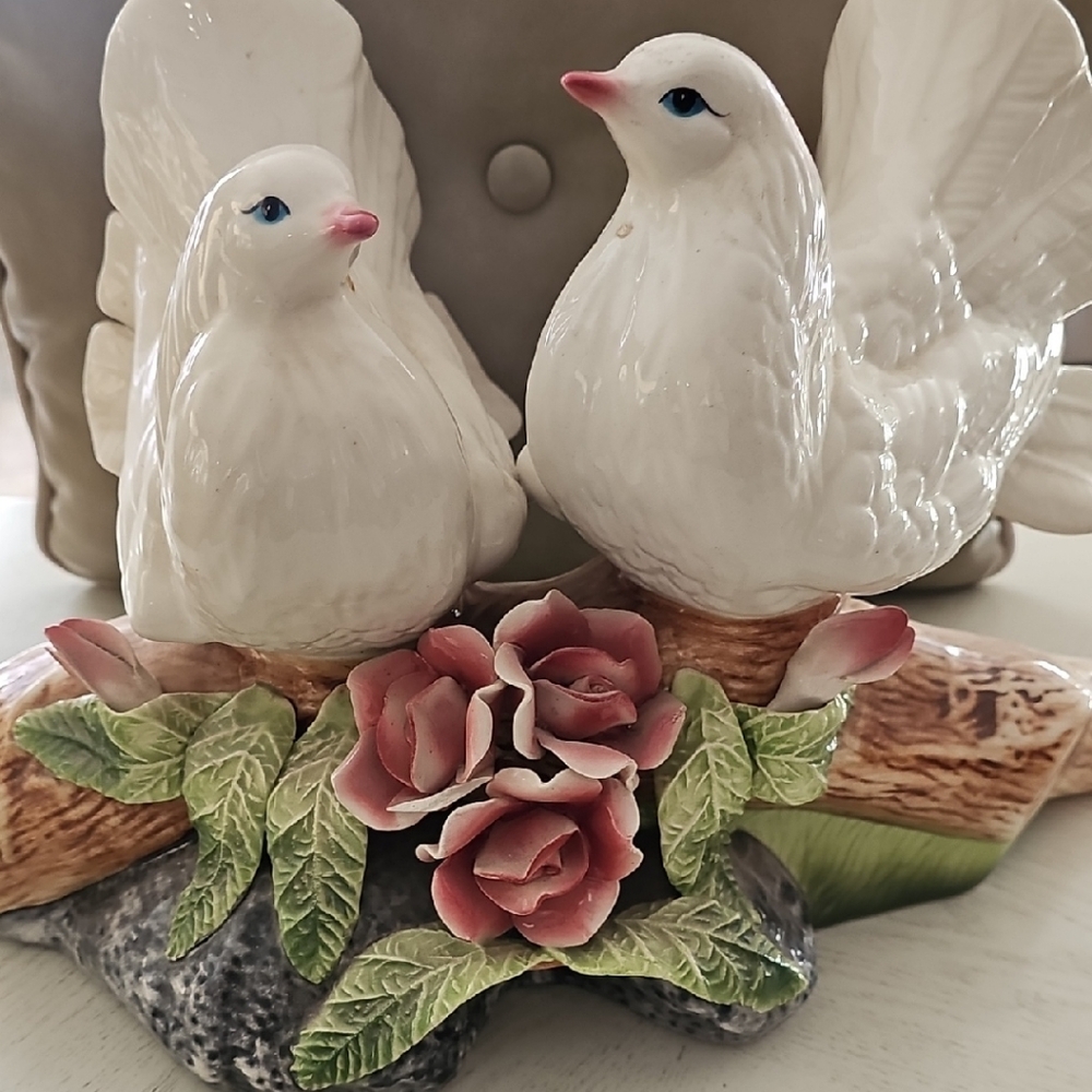 Charming White Dove Figurine with Pink Roses